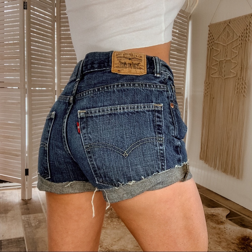 Vintage cut off Levi’s jean shorts
